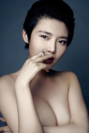 欧美先锋自慰_1080PBD在线观看