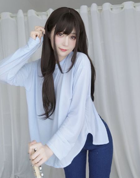 欧美模特丝袜写真集_高清手机在线观看