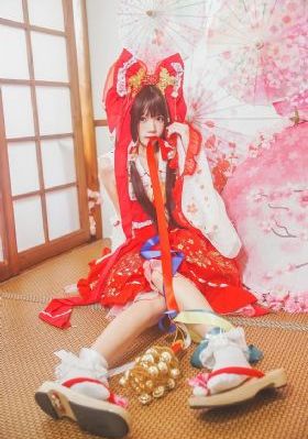 黑白格子衬衫欧美街拍_1080电影完整版在线观看
