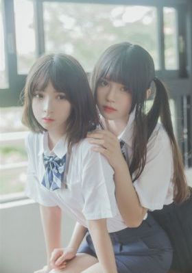 欧美女星透视装_超清日韩免费观看